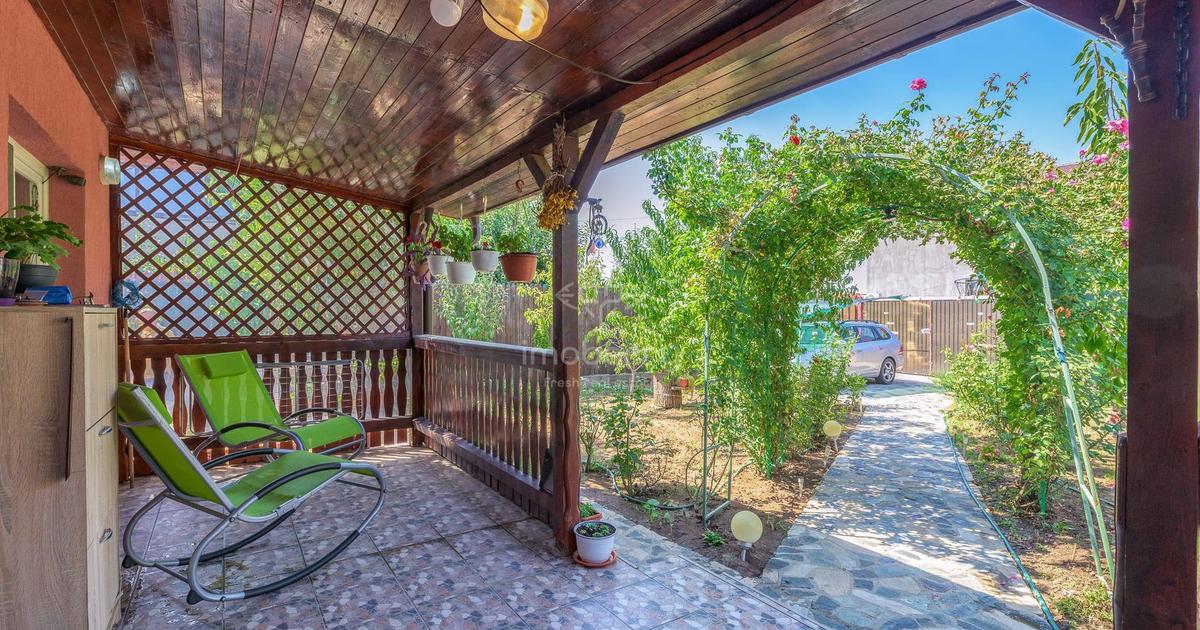 Casă individuală cu 3 camere în zona Central, Mihăilești