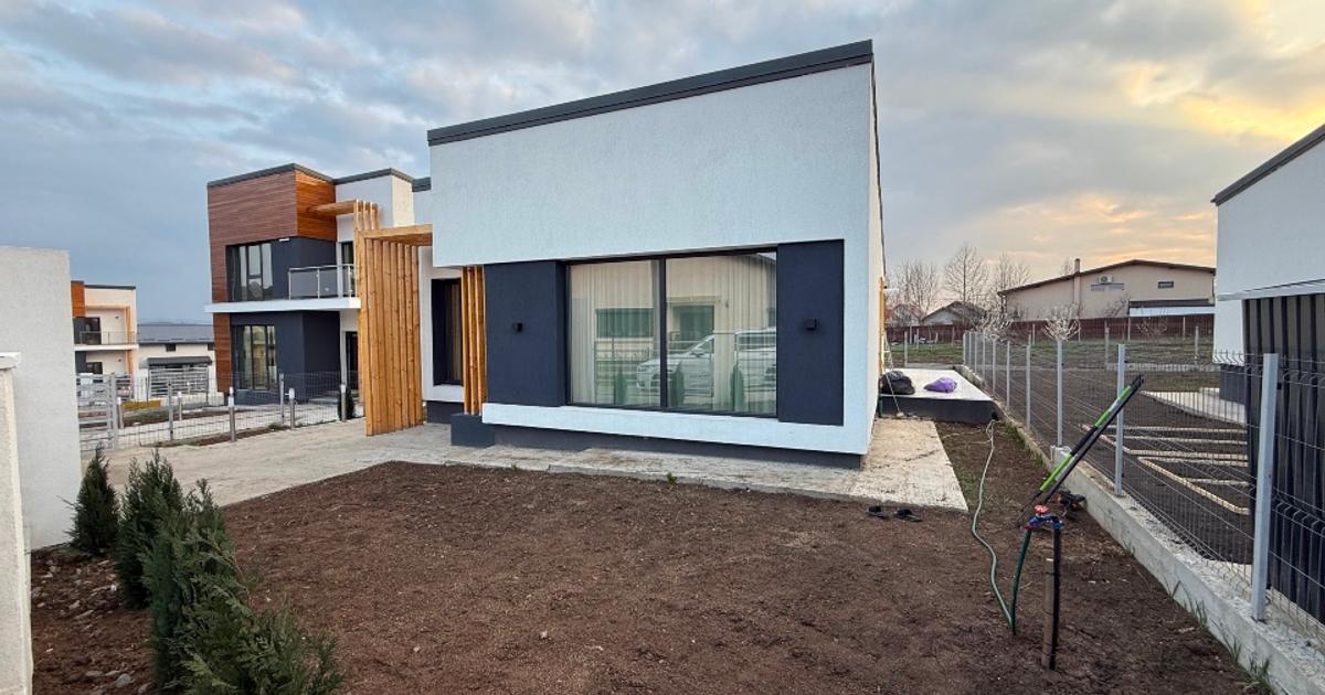 Casă individuală 107 mp cu 4 camere în Miroslava