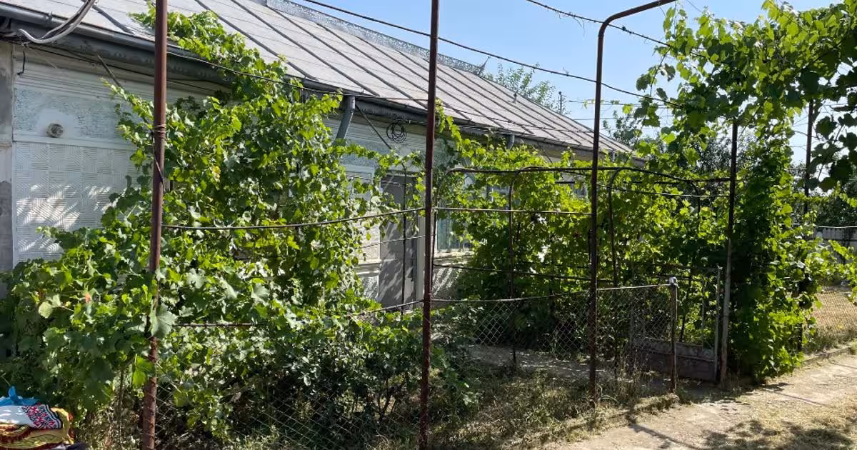 Casă individuală 87 mp cu 3 camere în Moșești