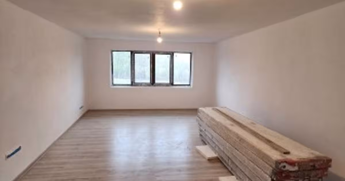 Casă individuală 105 mp cu 5 camere în Moșteni