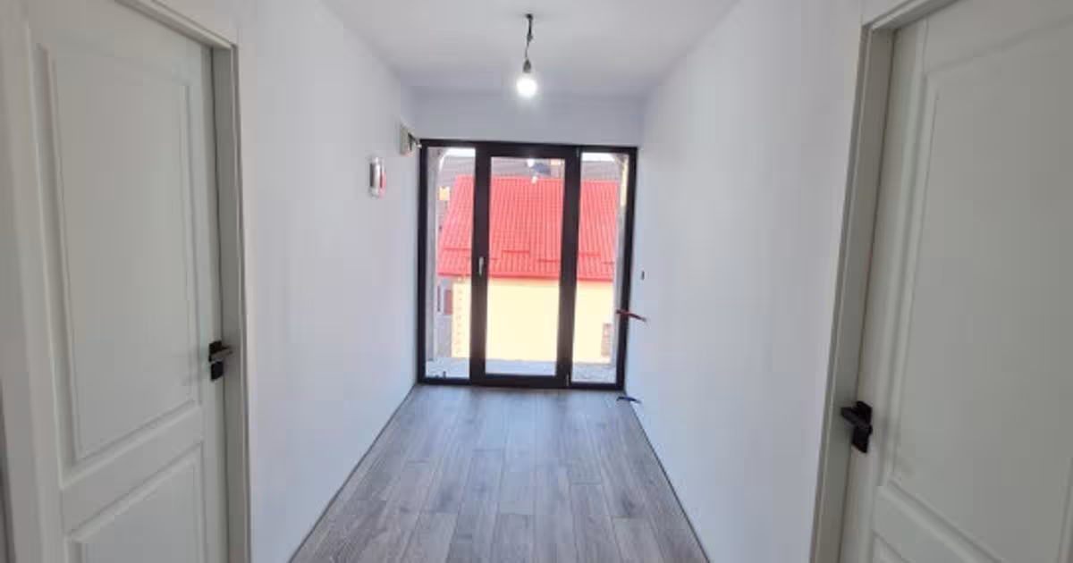 Casă individuală 186 mp cu 5 camere în Muntenii de Sus