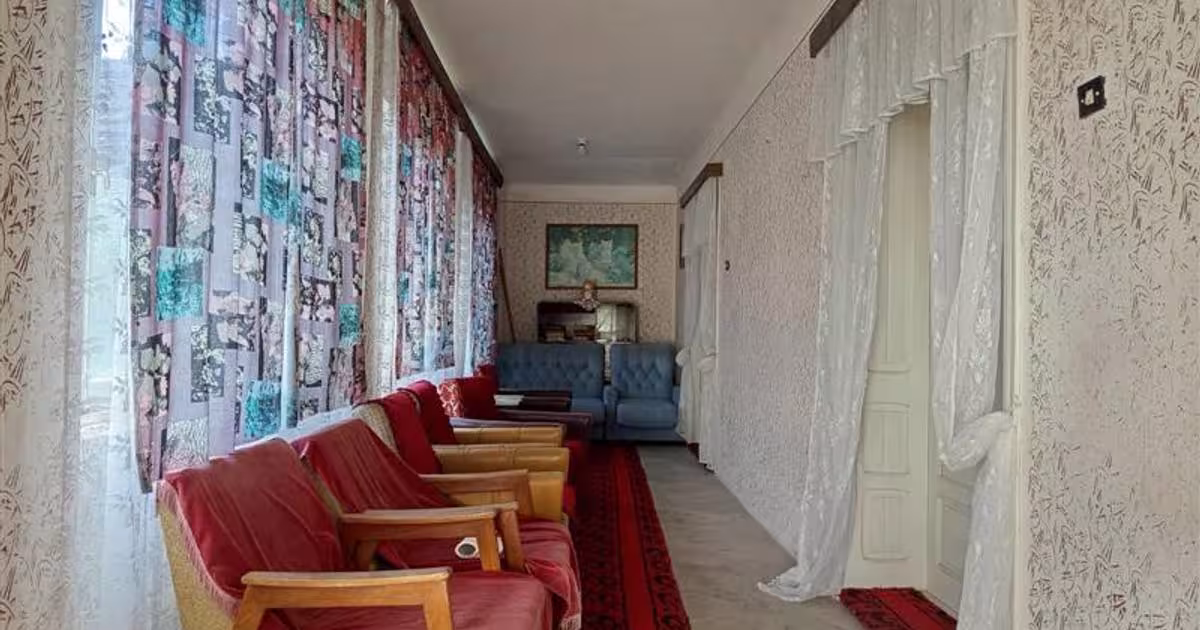 Casă individuală cu 7 camere în Naidăș