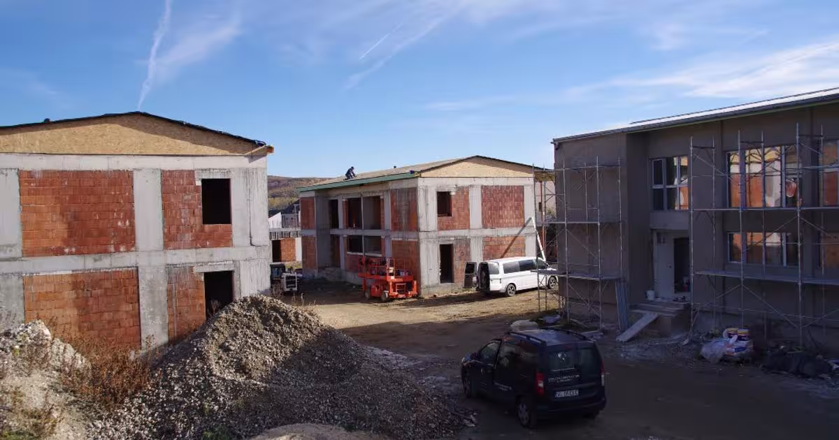 Casă individuală 114 mp cu 4 camere în Olteni