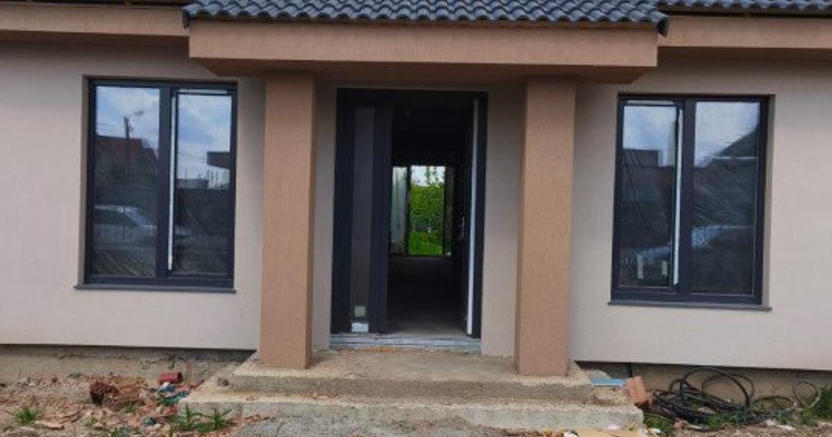 Casă individuală 100 mp cu 4 camere în zona Episcopia Bihorului, Oradea