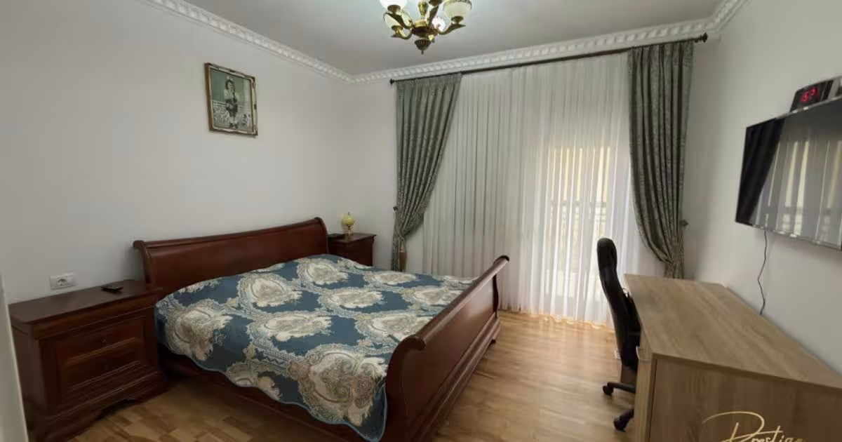 Casă individuală 454 mp cu 8 camere în zona Oncea, Oradea