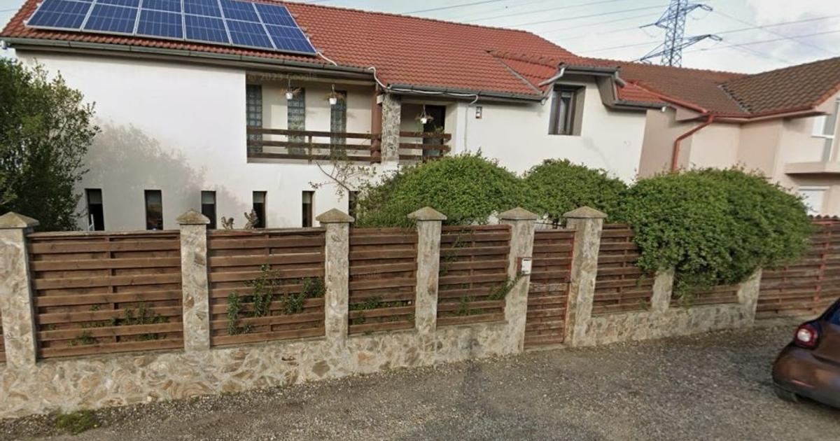 Casă individuală 210 mp cu 4 camere în zona Salca, Oradea