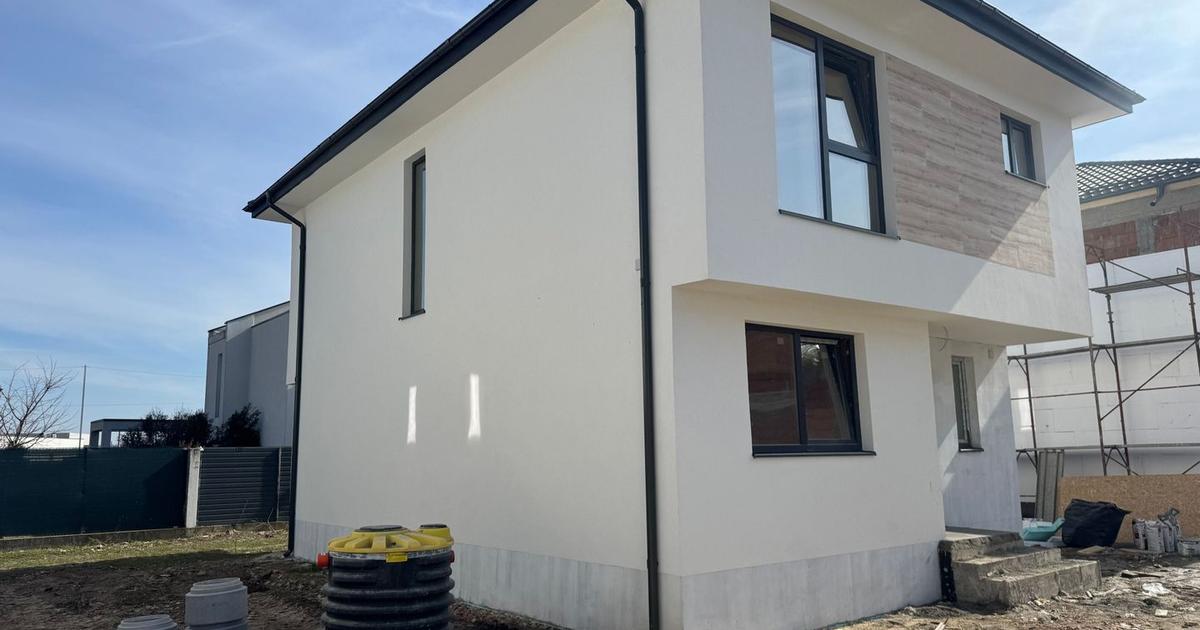 Casă individuală cu 4 camere în zona Est, Otopeni