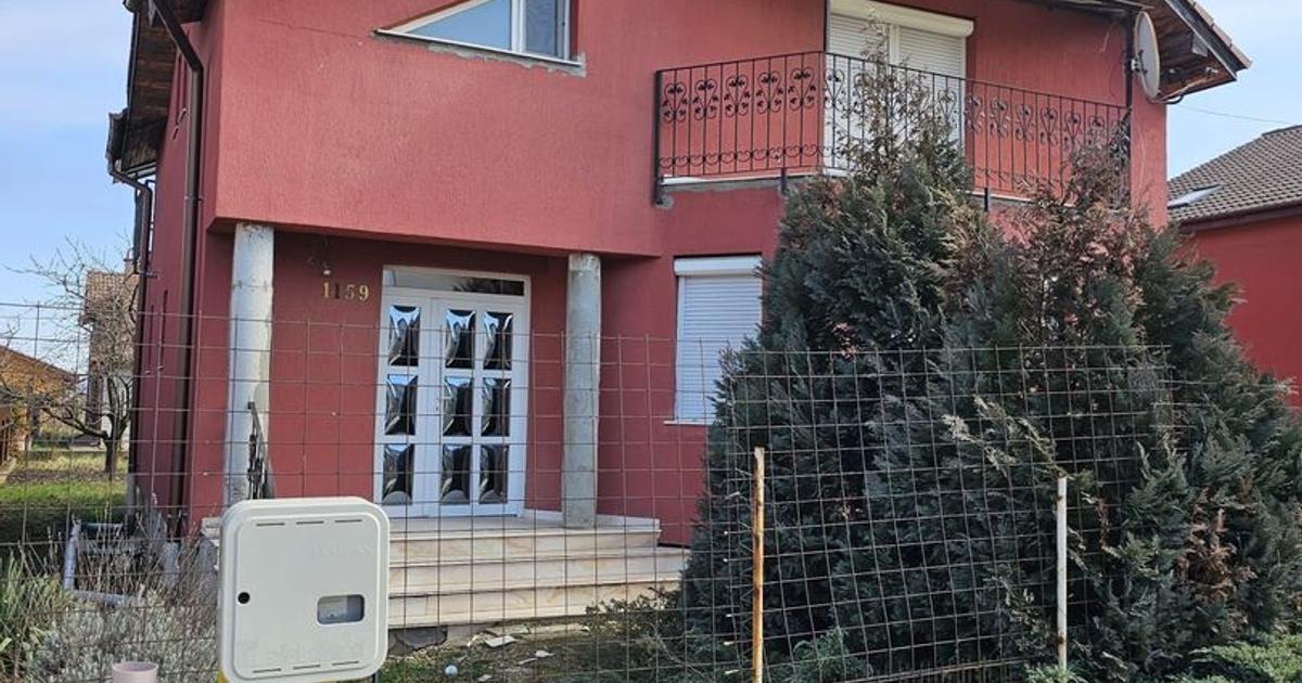 Casă individuală cu 5 camere în Paleu