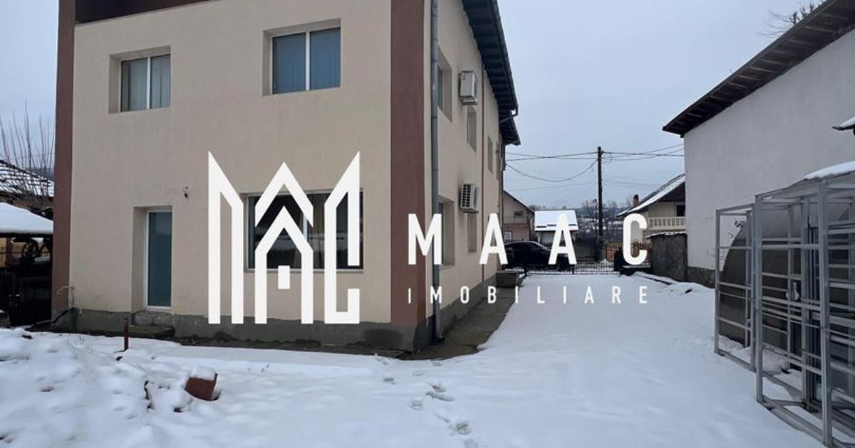 Casă individuală cu 7 camere în Păușești-Măglași