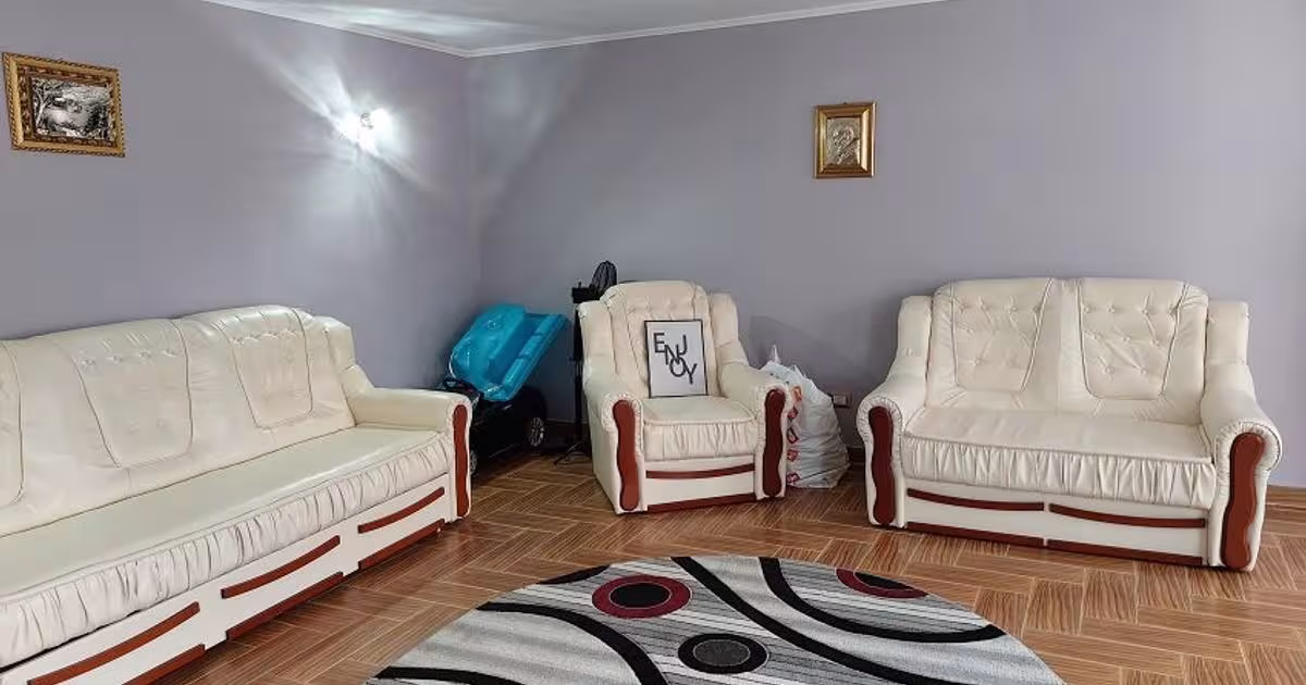 Casă individuală 200 mp cu 6 camere în zona 1 Mai, Piatra-Neamț