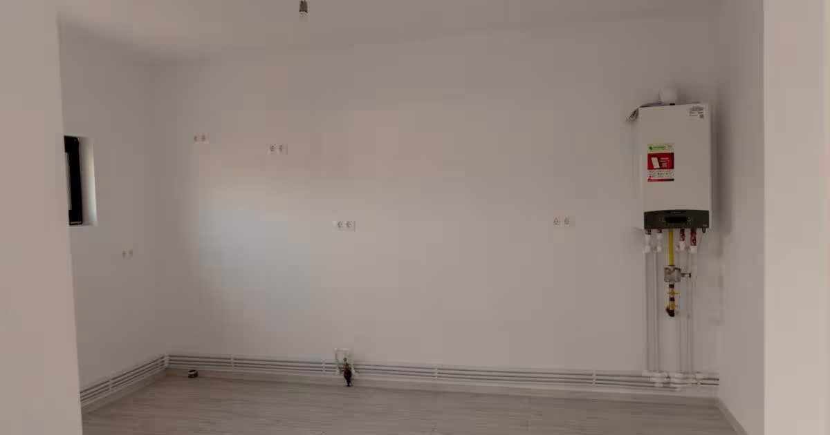 Casă individuală 85 mp cu 3 camere în Piscani