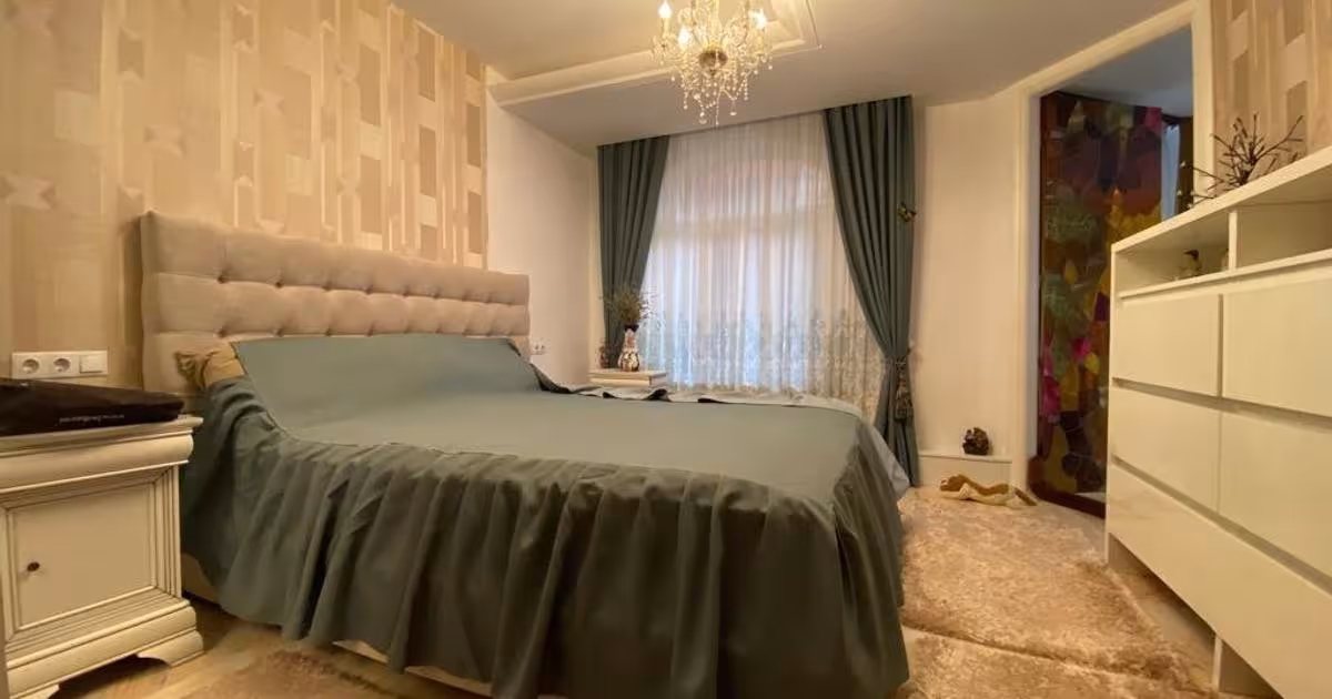 Casă individuală 346 mp cu 6 camere în zona Bere, Pitești