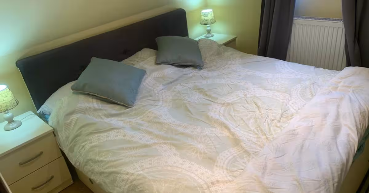 Casă individuală 80 mp cu 3 camere în zona Est, Pitești