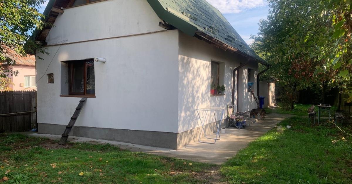 Casă individuală 80 mp cu 3 camere în zona Est, Pitești