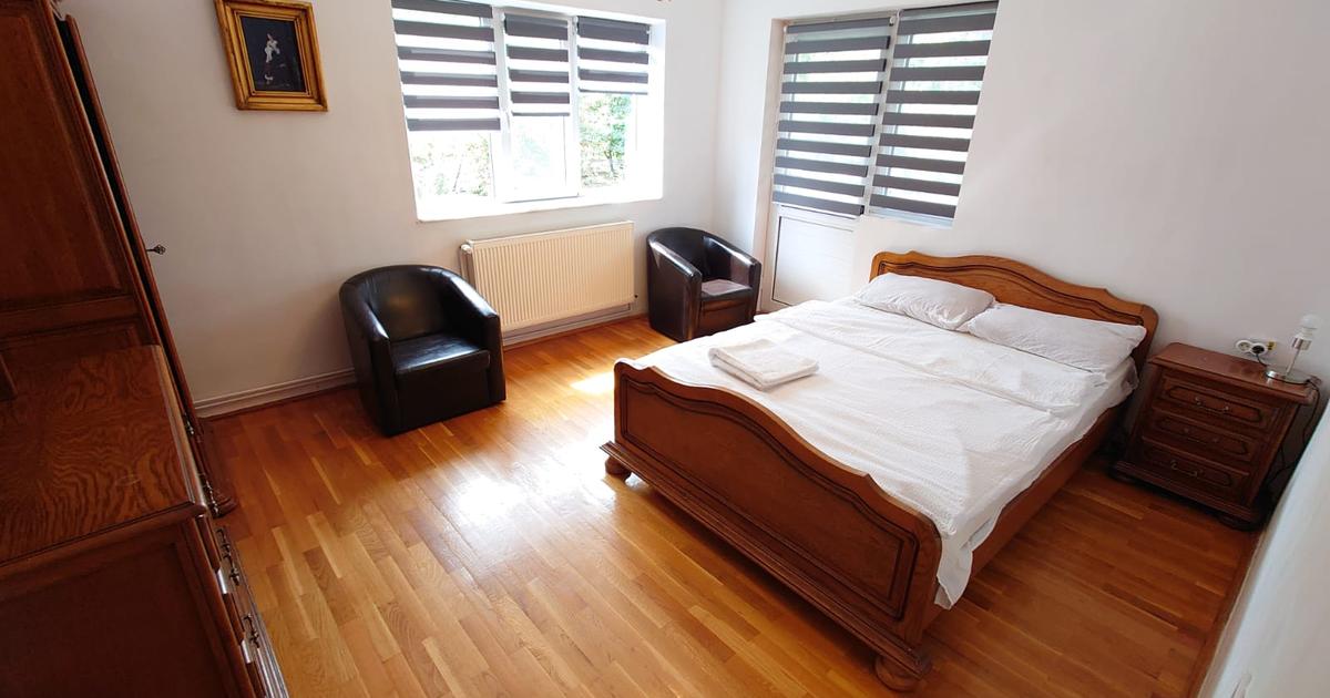 Casă individuală cu 9 camere în zona Găvana, Pitești