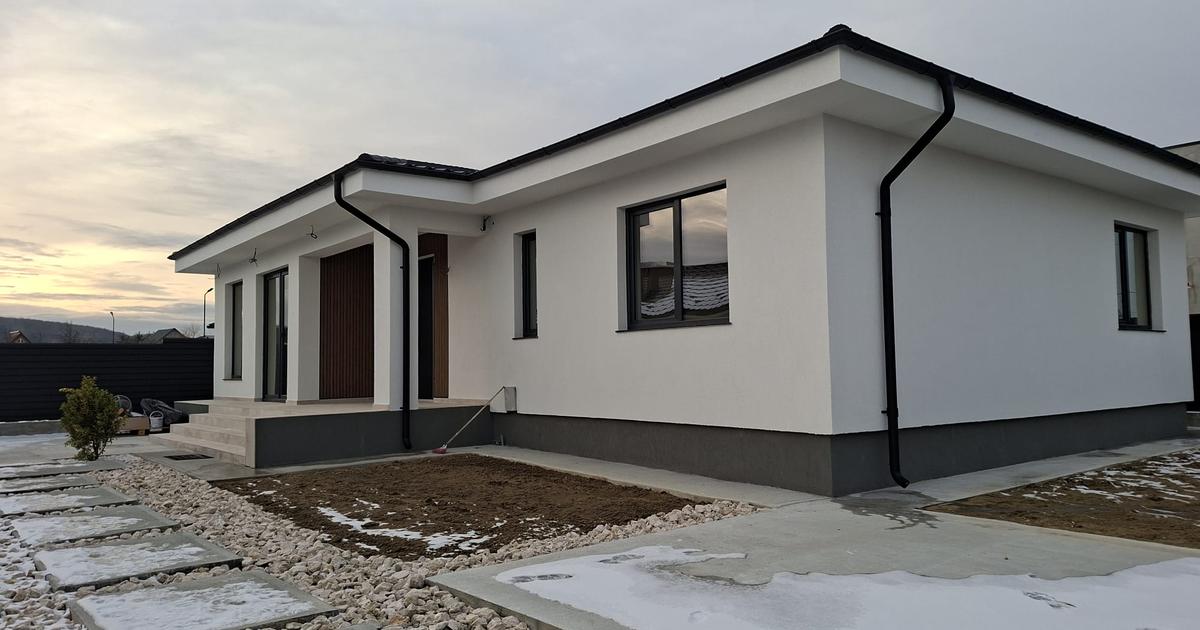 Casă individuală cu 4 camere în zona Trivale, Pitești