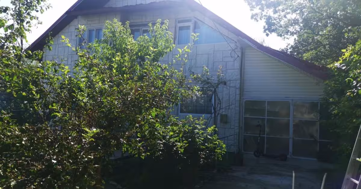 Casă individuală 180 mp cu 8 camere în zona Trivale, Pitești