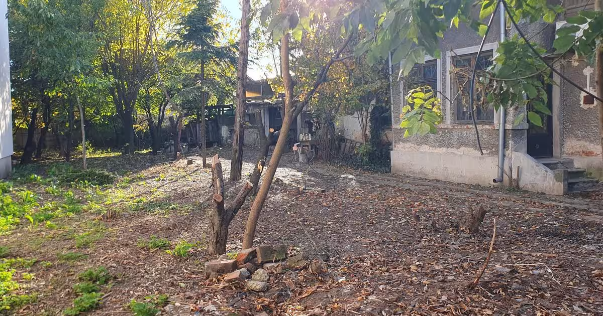 Casă individuală cu 3 camere în zona Poștei - Bucov, Ploiești