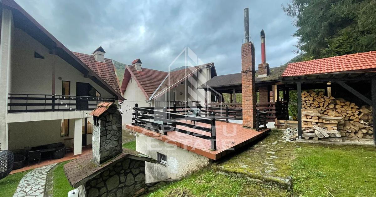 Casă individuală 105 mp cu 4 camere în Poiana Mărului