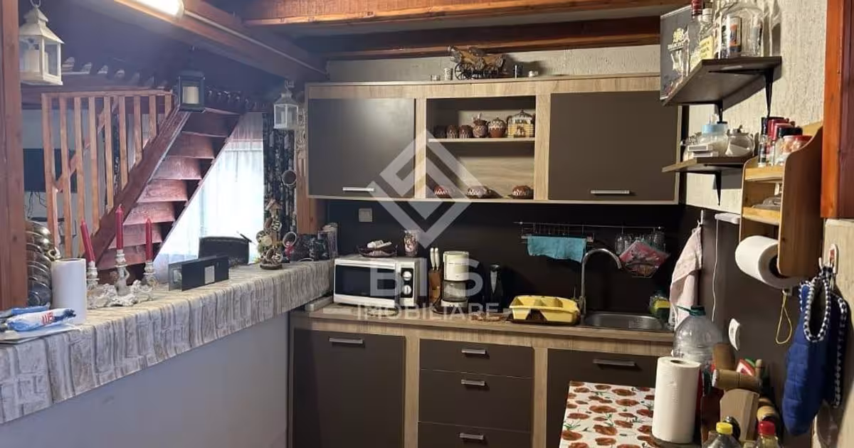 Casă individuală cu 3 camere în Poiana Stampei