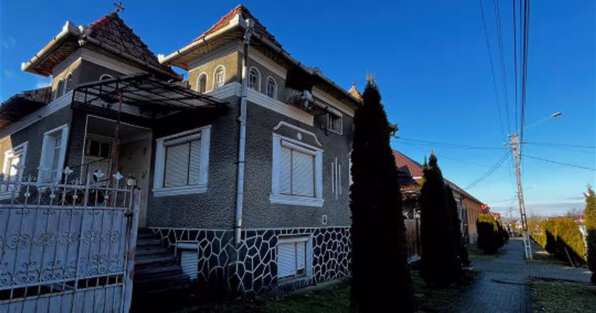 Casă individuală 110 mp cu 4 camere în Ragla