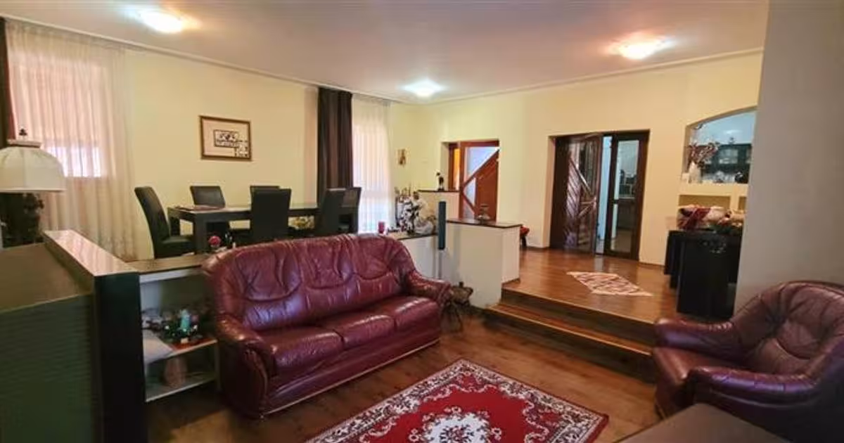 Casă individuală cu 9 camere în zona Traian, Râmnicu Vâlcea