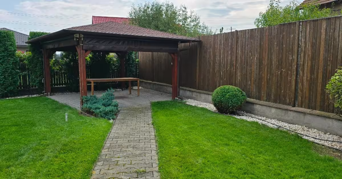 Casă individuală 195 mp cu 4 camere în zona Central, Reghin