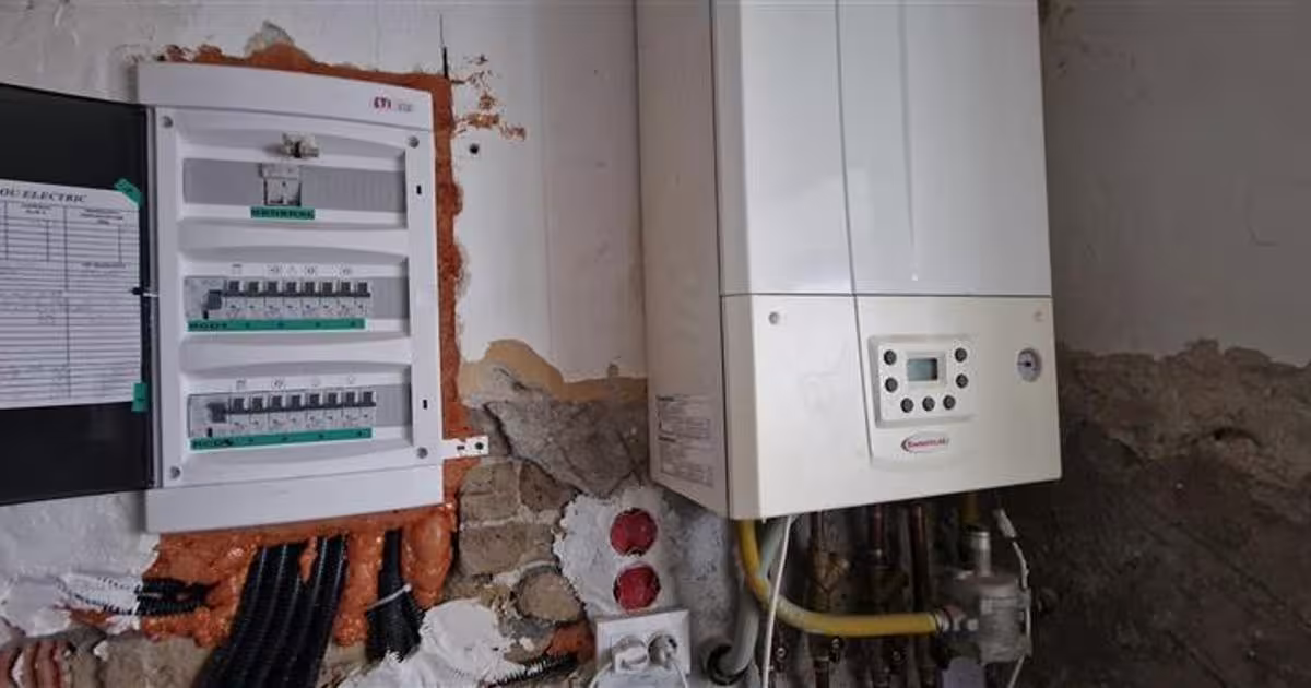 Casă individuală cu 6 camere în zona Muncitoresc, Reșița