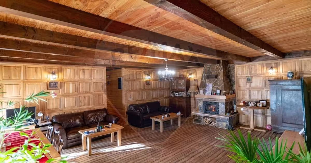 Casă individuală cu 5 camere în Ribița