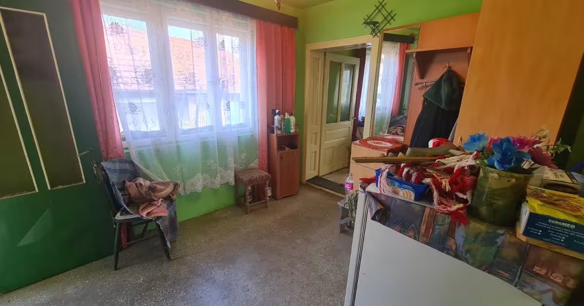 Casă individuală 83 mp cu 4 camere în Roșcani