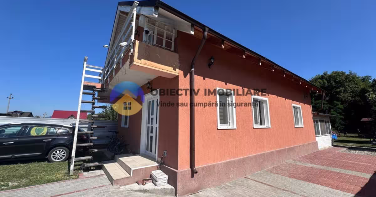 Casă individuală 173 mp cu 3 camere în zona Central, Roznov