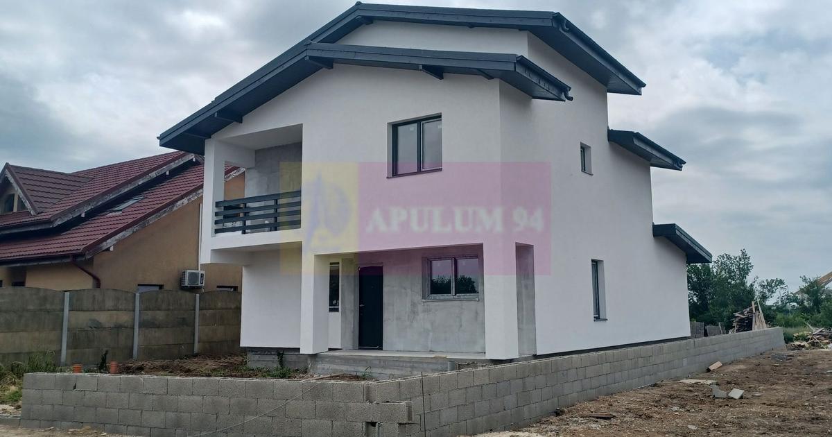 Casă individuală 144 mp cu 5 camere în Săbăreni