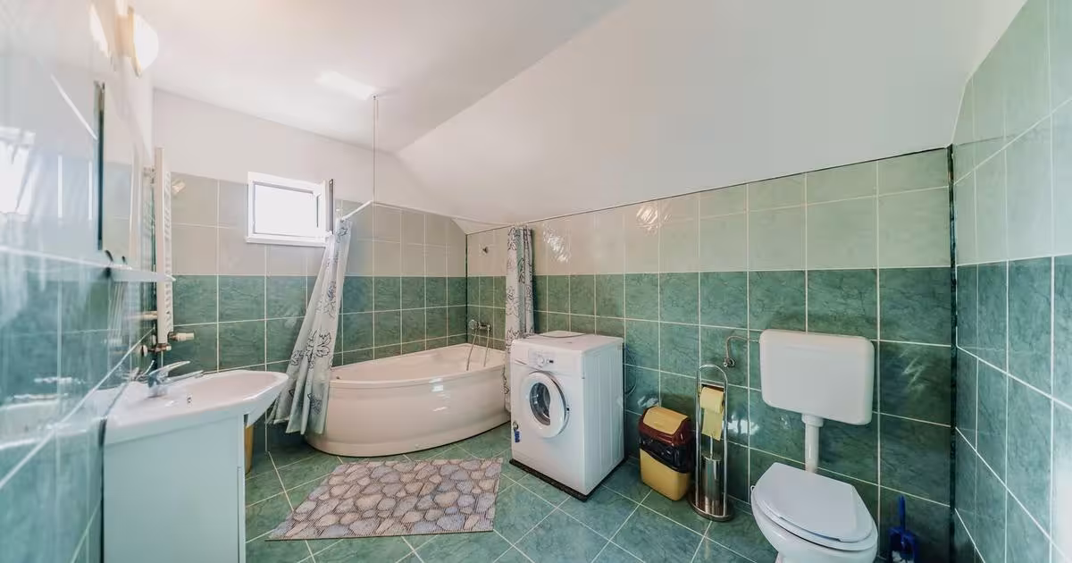 Casă individuală cu 4 camere în Șagu