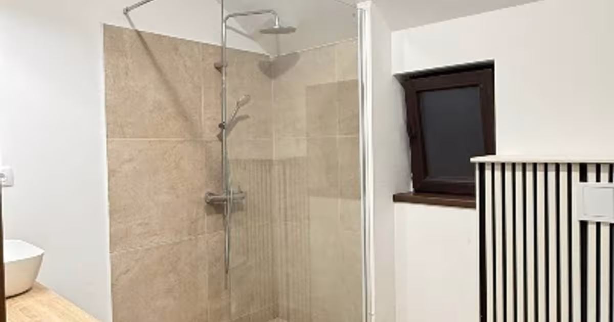 Casă individuală 130 mp cu 4 camere în Samurcași