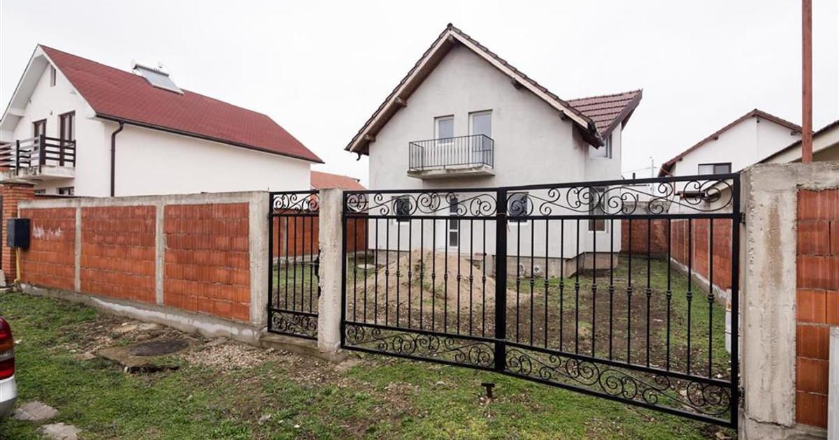 Casă individuală cu 4 camere în Sânmartin