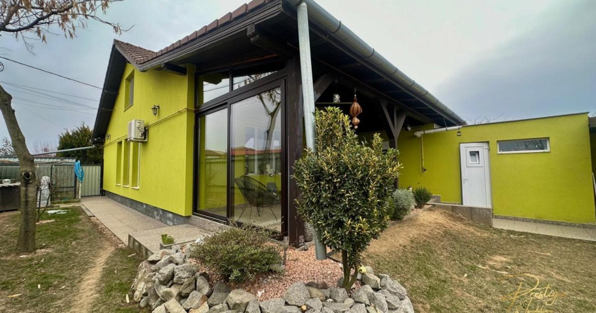 Casă individuală 110 mp cu 4 camere în Sântandrei