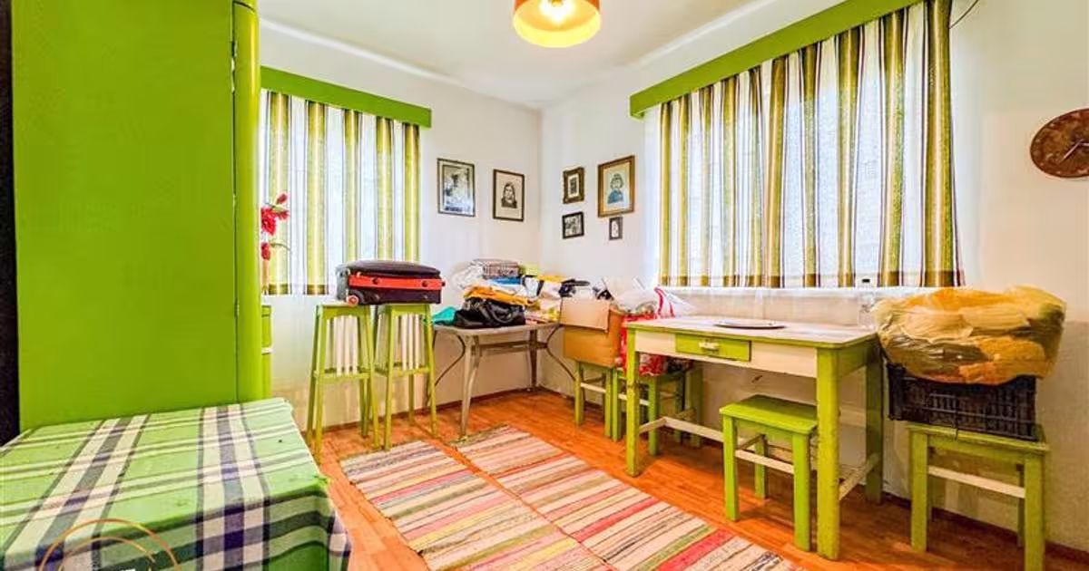 Casă individuală cu 2 camere în Sântionlunca