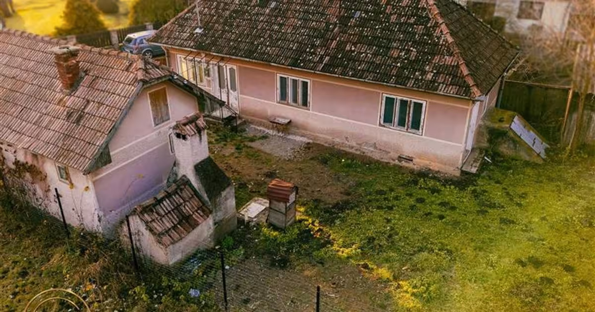 Casă individuală cu 3 camere în Sânzieni