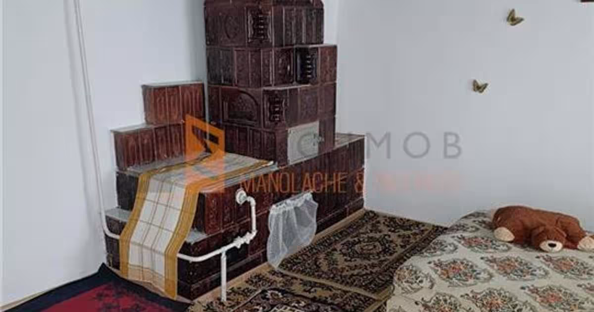 Casă individuală 98 mp cu 4 camere în Sărata-Monteoru