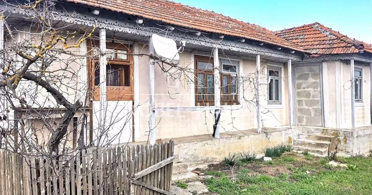 Casă individuală cu 2 camere în Sârbi