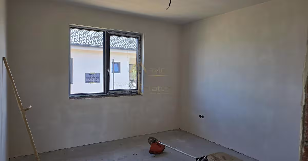 Casă individuală cu 4 camere în zona Exterior Est, Satu Mare