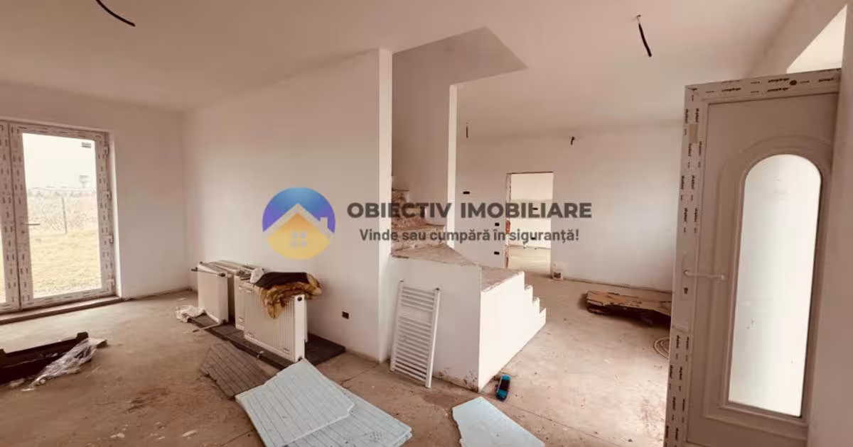 Casă individuală cu 4 camere în Săvinești