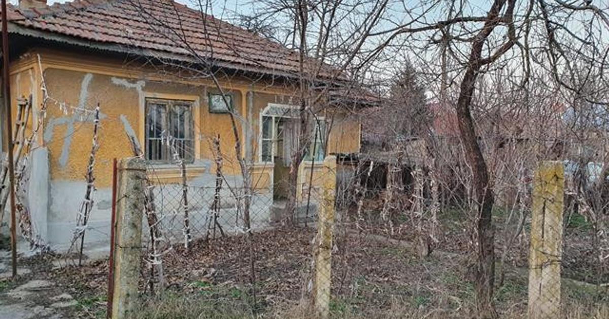 Casă individuală 120 mp cu 11 camere în Scrioaștea