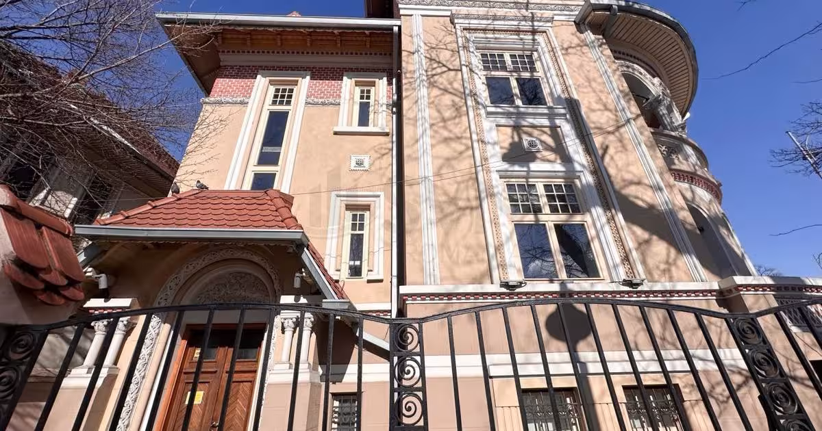 Casă individuală cu 20 camere în zona Aviatorilor, Sector 1