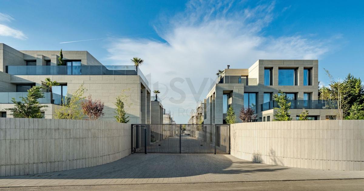 Casă individuală cu 6 camere în zona Pipera, Sector 1