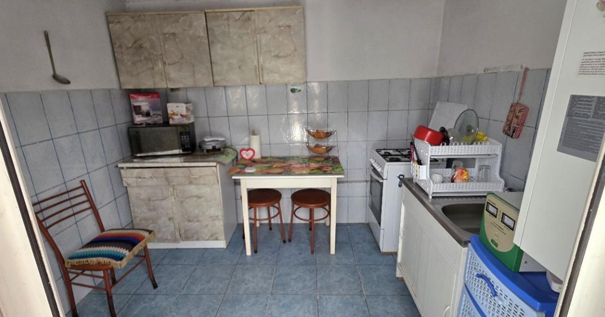 Casă individuală cu 3 camere în zona Alexandriei, Sector 5