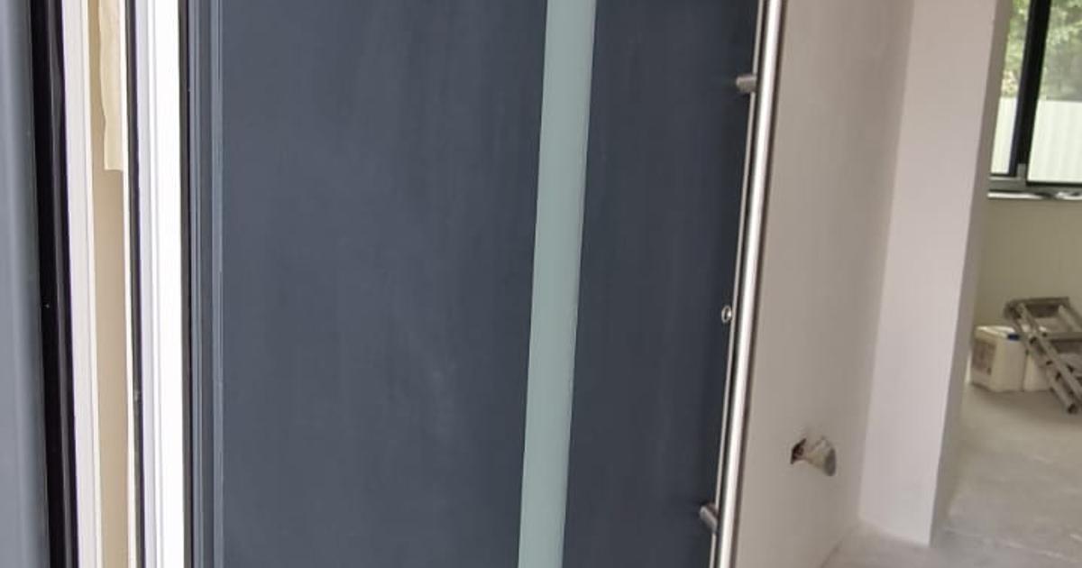 Casă individuală cu 7 camere în zona Drumul Taberei, Sector 6