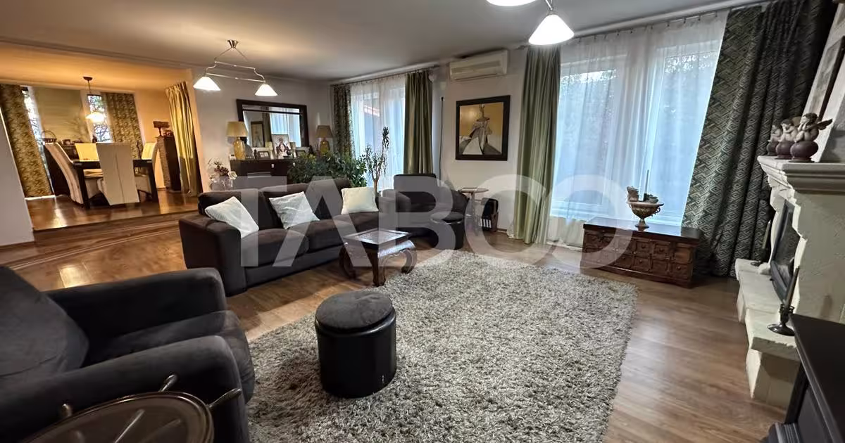 Casă individuală cu 6 camere în Șelimbăr