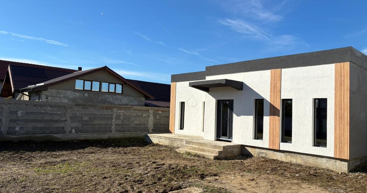 Casă individuală 126 mp cu 4 camere în Șimian