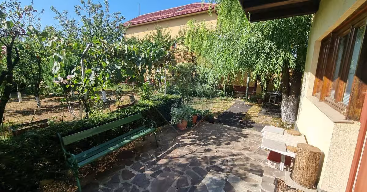 Casă individuală cu 5 camere în zona Sud-Est, Slobozia